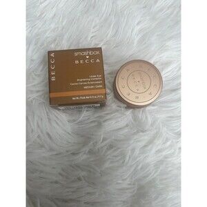 New Smashbox Becca Medium/Dark Under Eye Brightening corrector